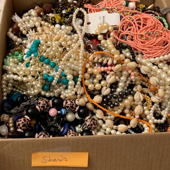5 LB Mystery Boxes for Jewelry Makers & Treasure Hunters - Picture 9 of 10